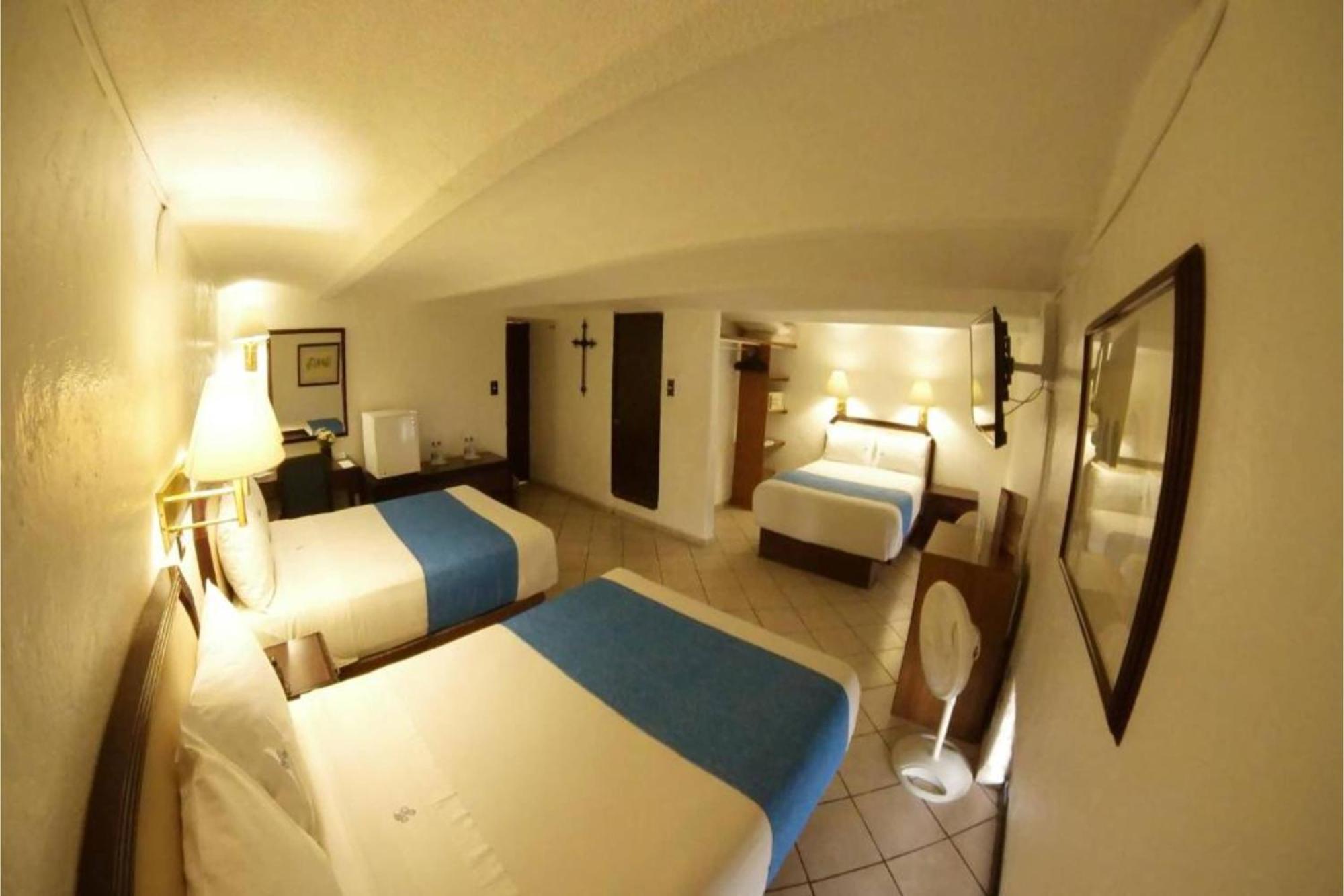 Collection O Hotel Del Portal, プエブラ エクステリア 写真